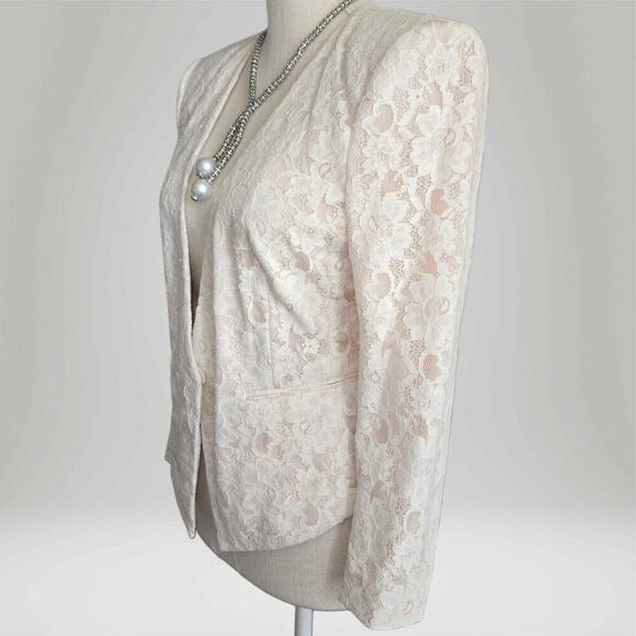 BCBG MAXAZRIA Cream Lace Crop Padded Shoulder Blazer Sz.Small - Picture 3 of 8